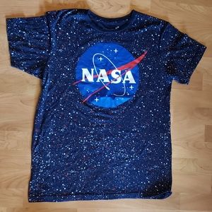 Like new NASA t-shirt
